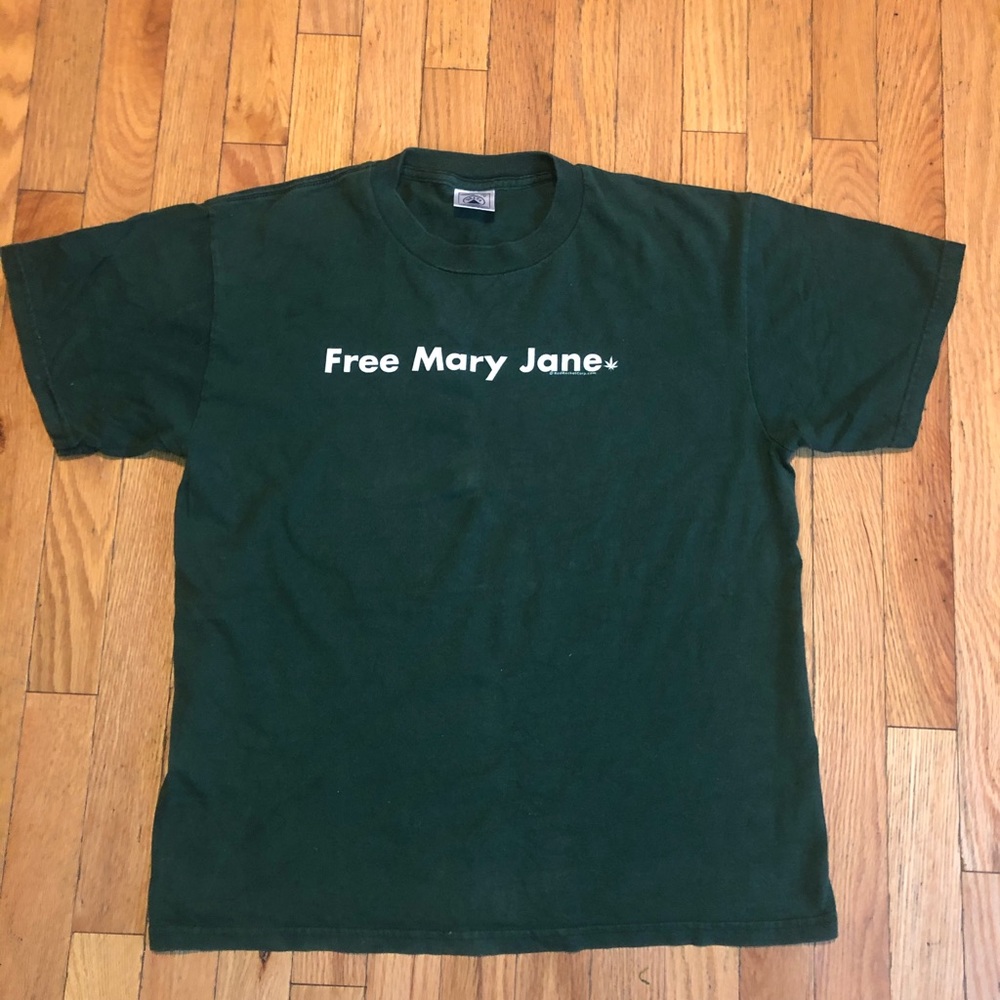 Free Mary Jane Tee
